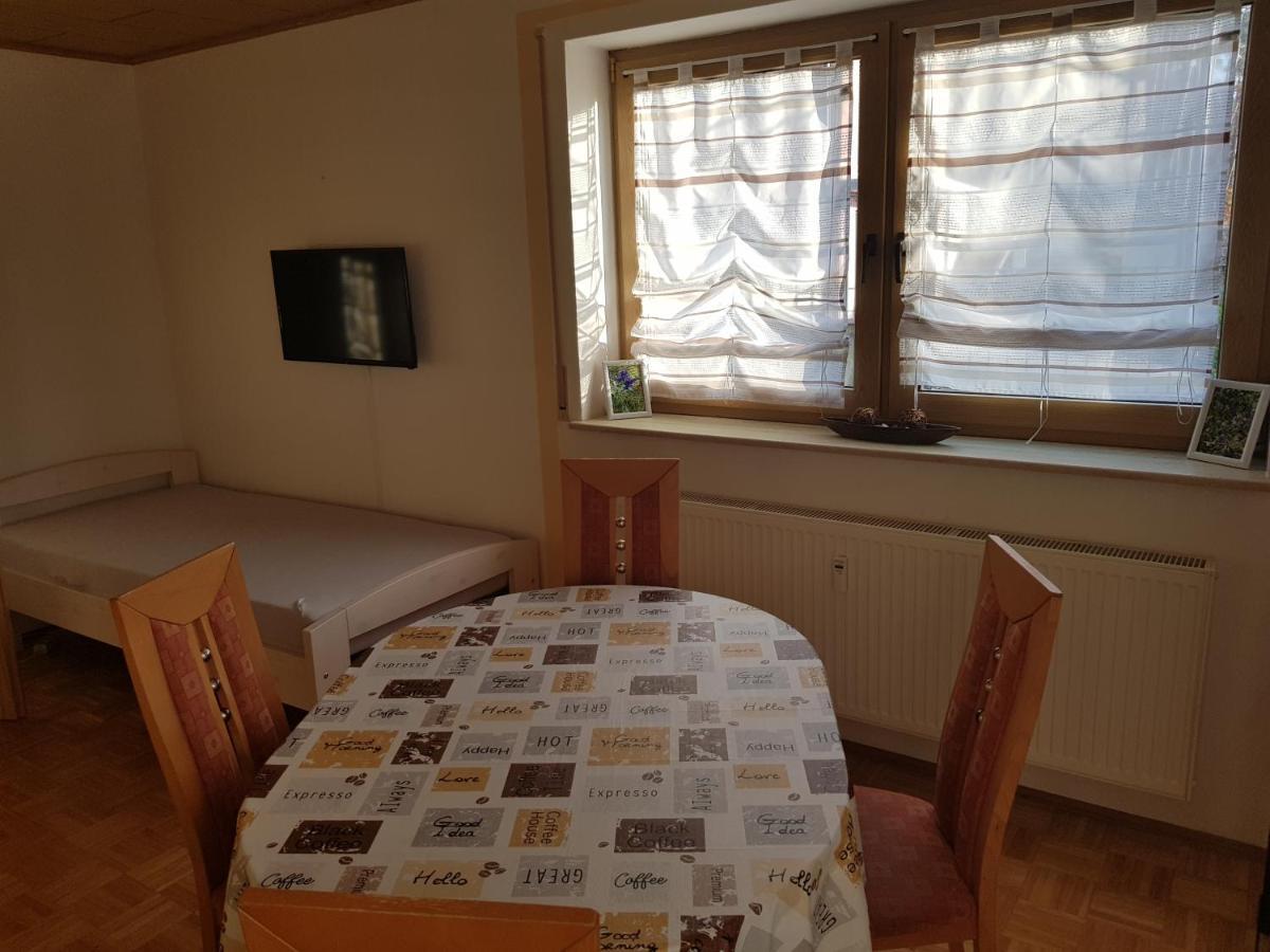 Apartment Am Riegelberg Oesdorf Buitenkant foto